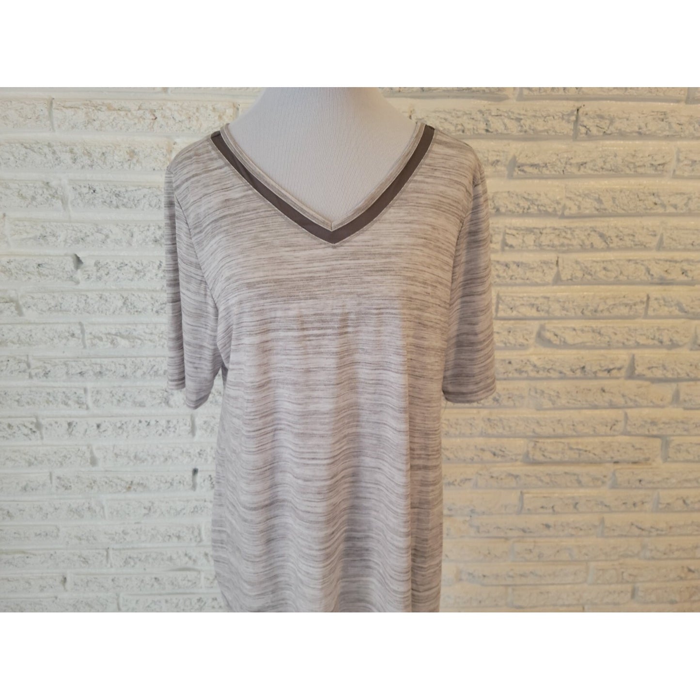 Catherines Womens Top 0X Plus Tee Short Sleeve Gray Heather Lattice Back Casual