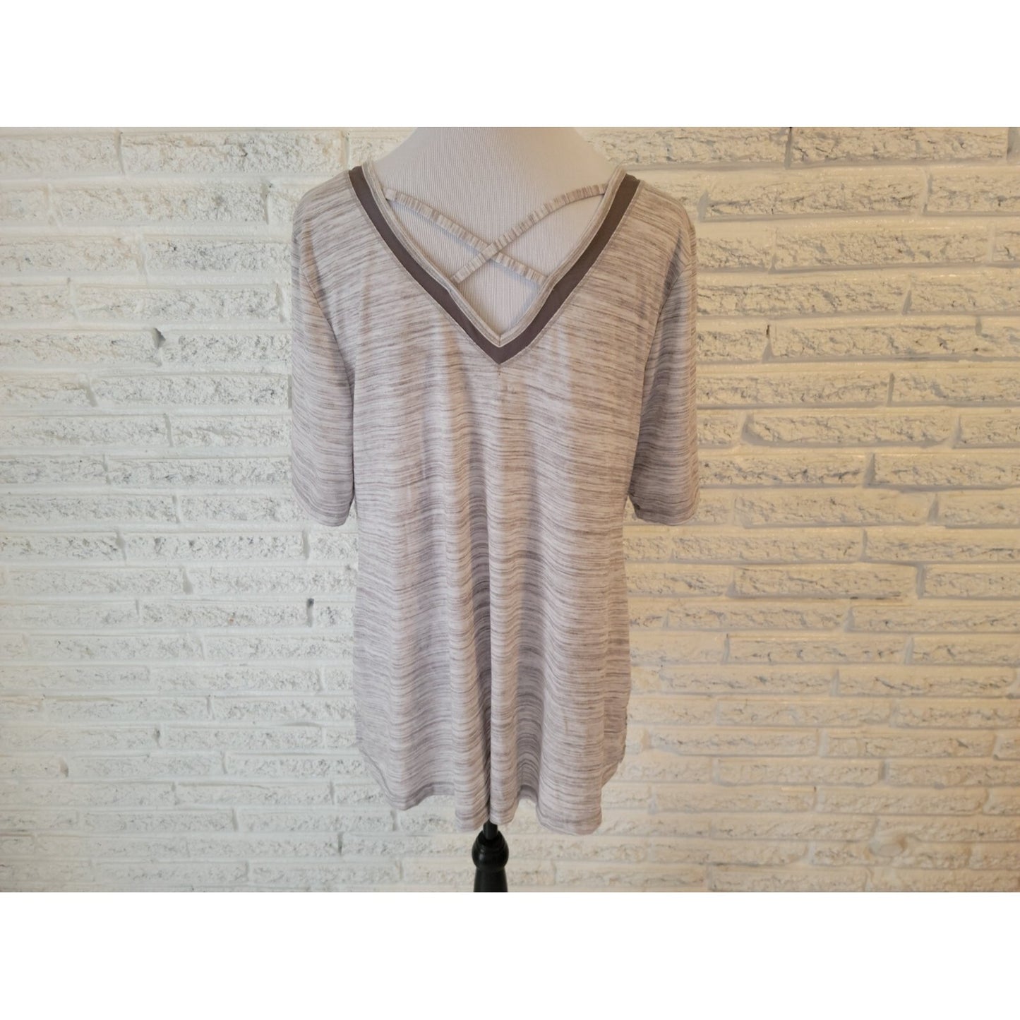 Catherines Womens Top 0X Plus Tee Short Sleeve Gray Heather Lattice Back Casual