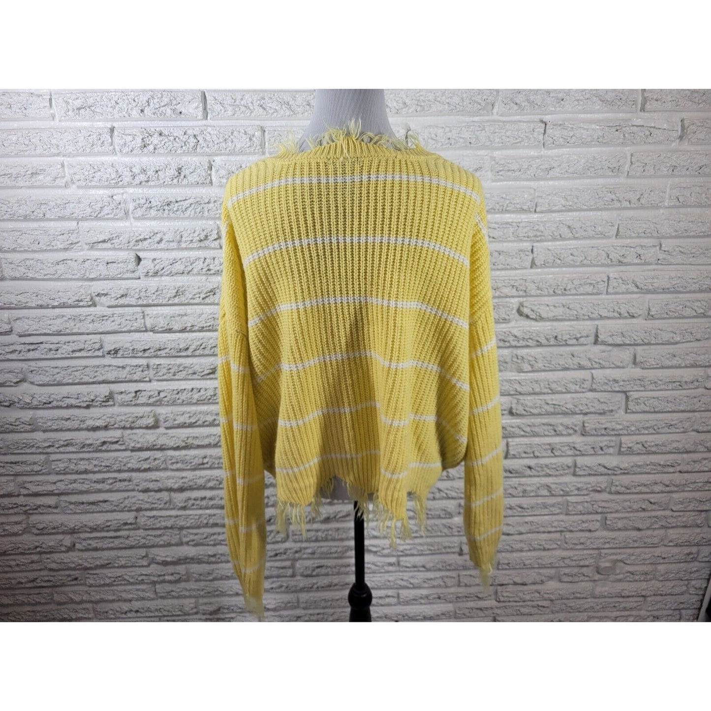 Rue 21 Womens Sweater 2X Plus Cropped Long Sleeve Yellow Stripe Fringe Soft