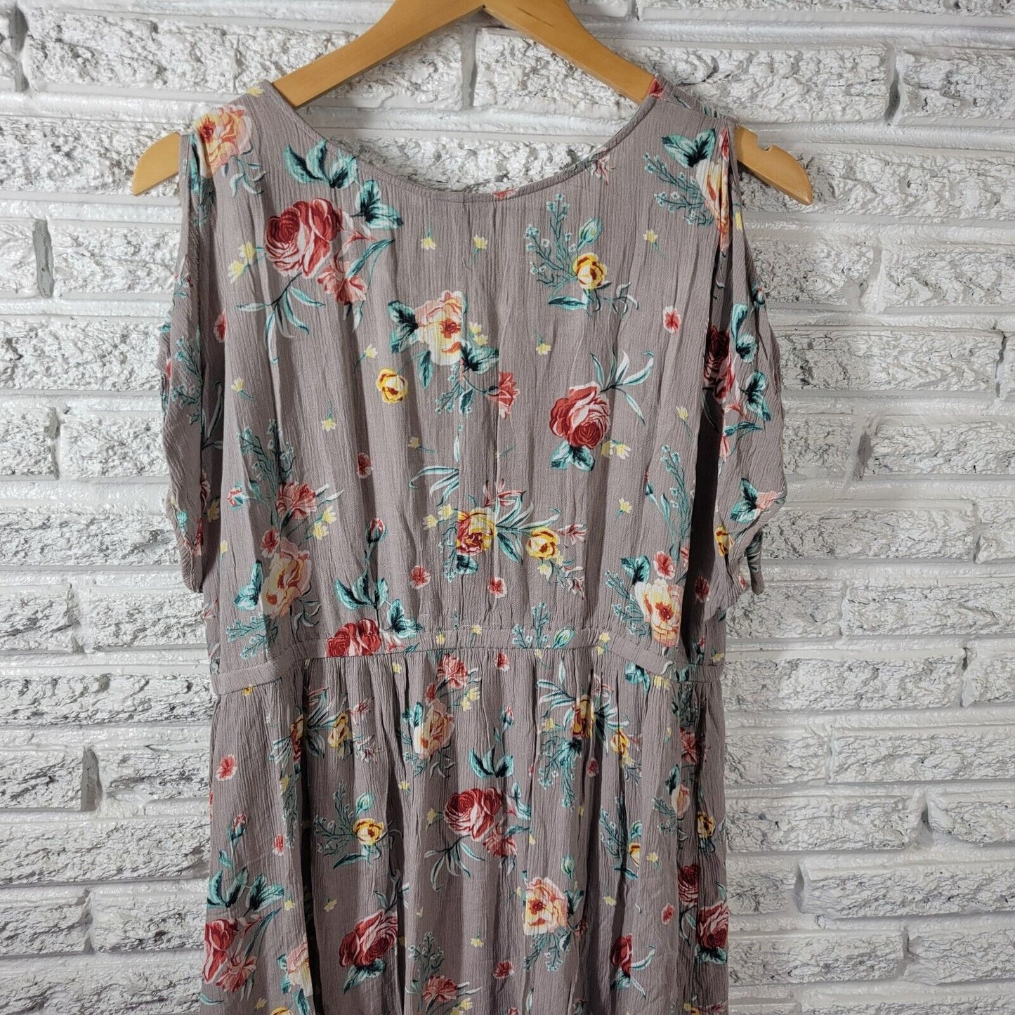 Torrid Womens Dress 0 0X High Low Cold Shoulder Sleeve Gray Rayon Lightweight