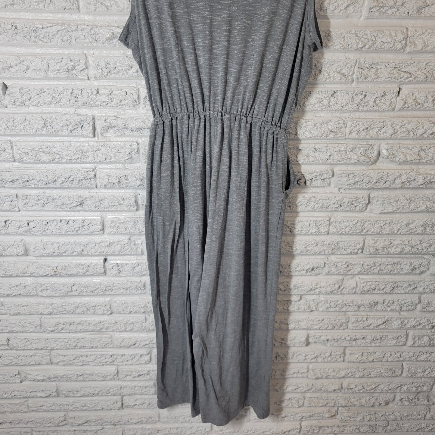 Tek Gear On the Go Womens Jumpsuit XL Capri Gray Sleeveless Drawstring Pockets