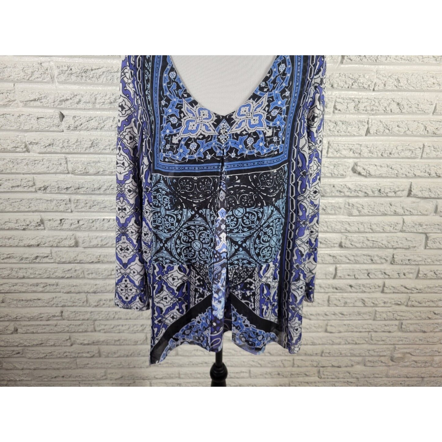 Apt 9 Womens Top 1X Long Sleeve Blue Mandala Layered Studded Office Casual