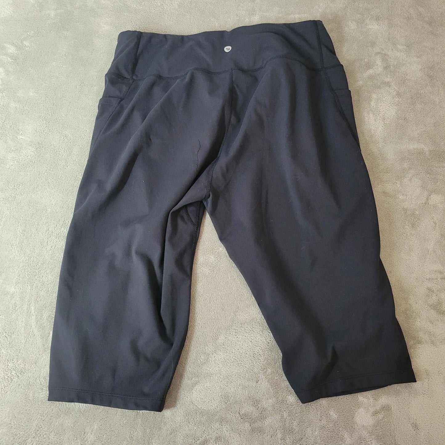 Baleaf Womens Shorts 2XL Plus Leggings Black Lightweight Poly Blend Pockets YOGA