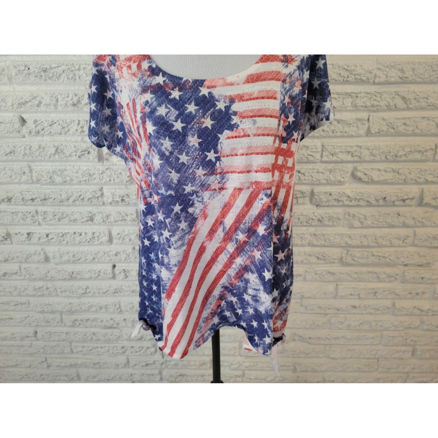 Patriotic BLEU Womens Top XL Tee Fourth of July Flag Studded Casual Cap Sleeve