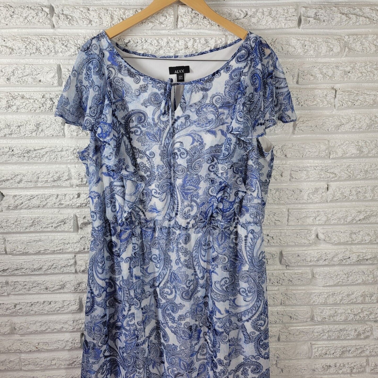 Alyx Women Dress 20W Plus Sheath Flutter Sleeve Blue Paisley Lightweight Keyhole