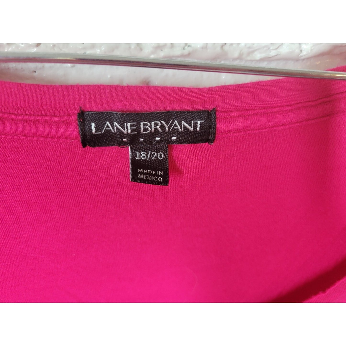 Lane Bryant Women Top 18 20 Plus Tee Short Sleeve Pink Love Wins Rayon Spandex