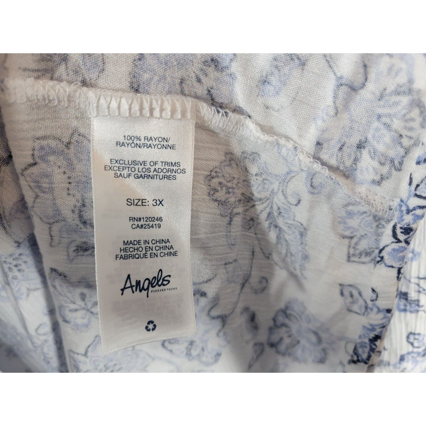 Angels Forever Young Women Top 3X Plus Long Sleeve Blue Floral Lightweight Rayon
