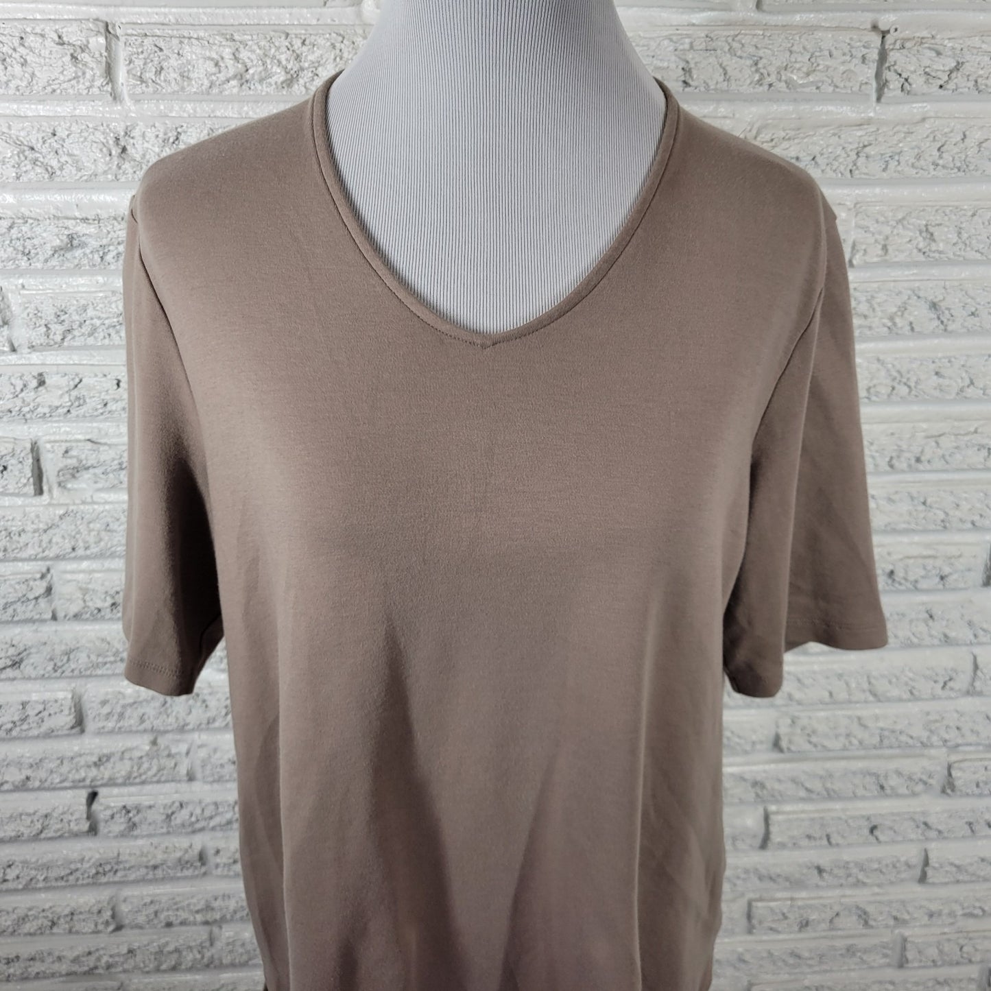 Isaac Mizrahi Live QVC Womens Top XL Tee Short Sleeve Tan Cotton Casual Comfy
