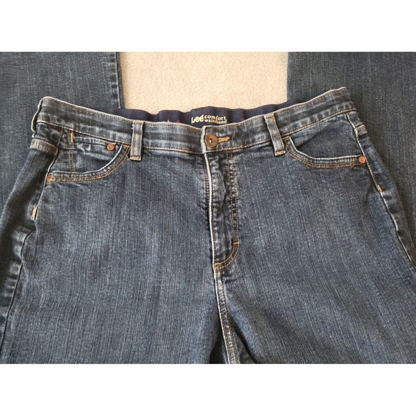 Lee Womens Jeans 18M Straight Leg Dark Blue Denim Elastic Waist Zip Fly Stretchy