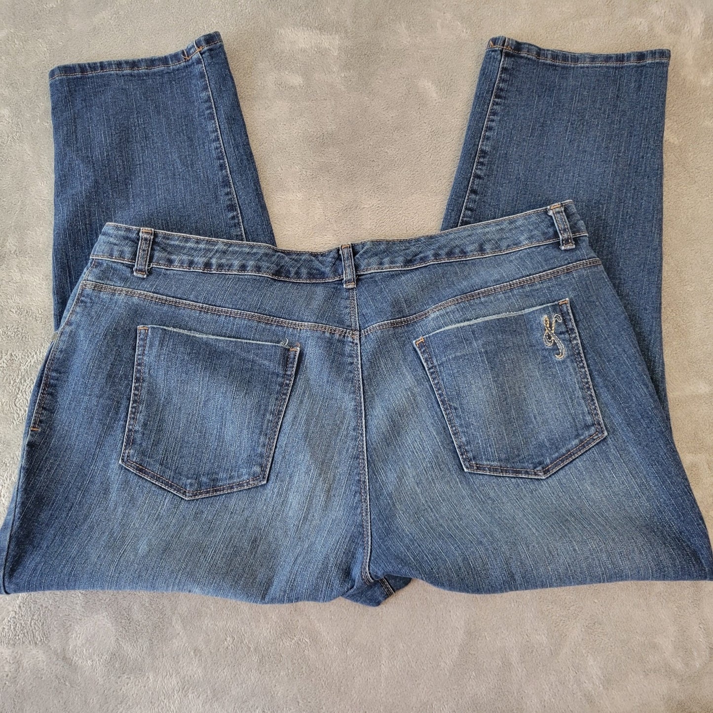 Style Co Womens Jeans 20W Plus Curvy Fit Cropped Dark Blue Denim Zip Fly Comfy