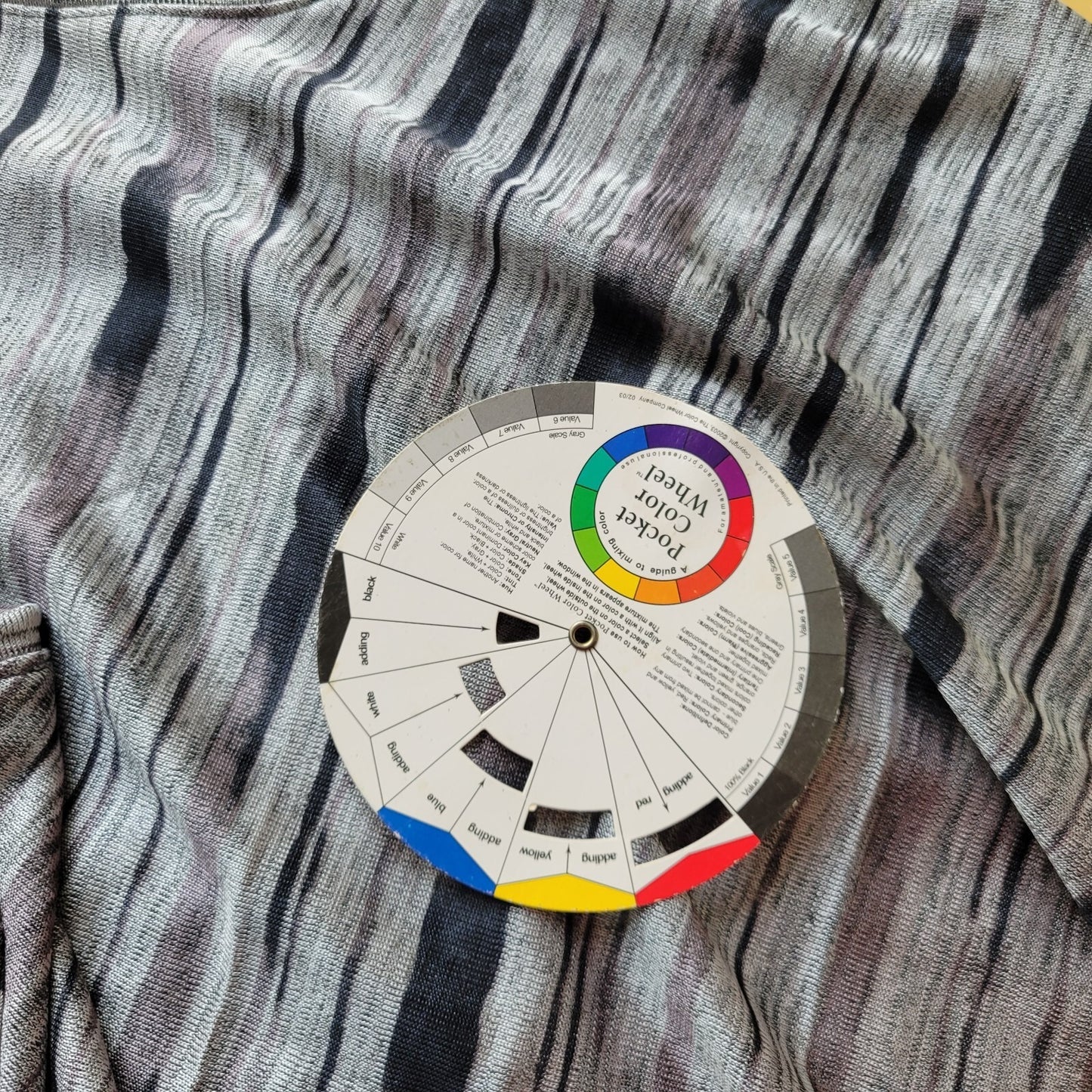 Apt 9 Womens Top Extra Large XL Tank Silver Black Watercolor Knit Asymmetric