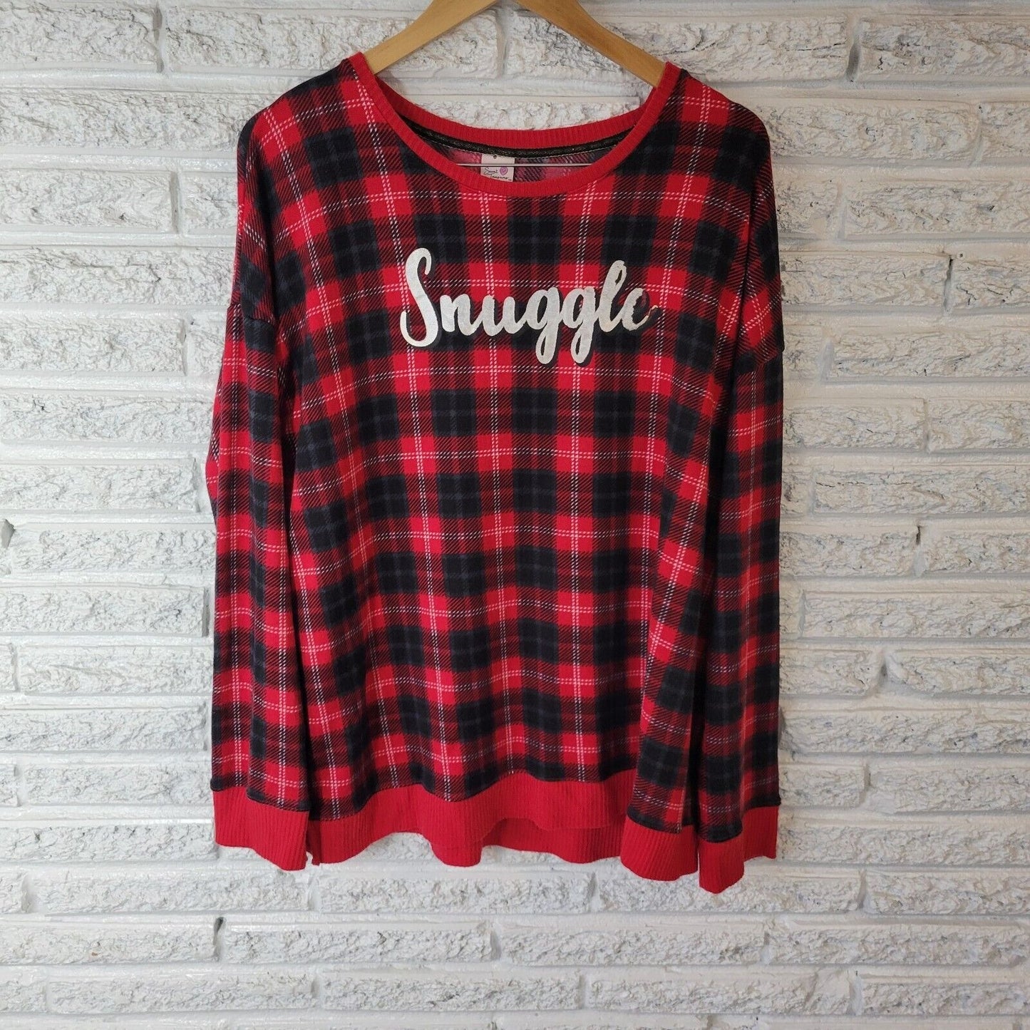 Secret Treasures Womens Pajama Top XL 16 18 Long Sleeve Red Plaid Snuggle Soft