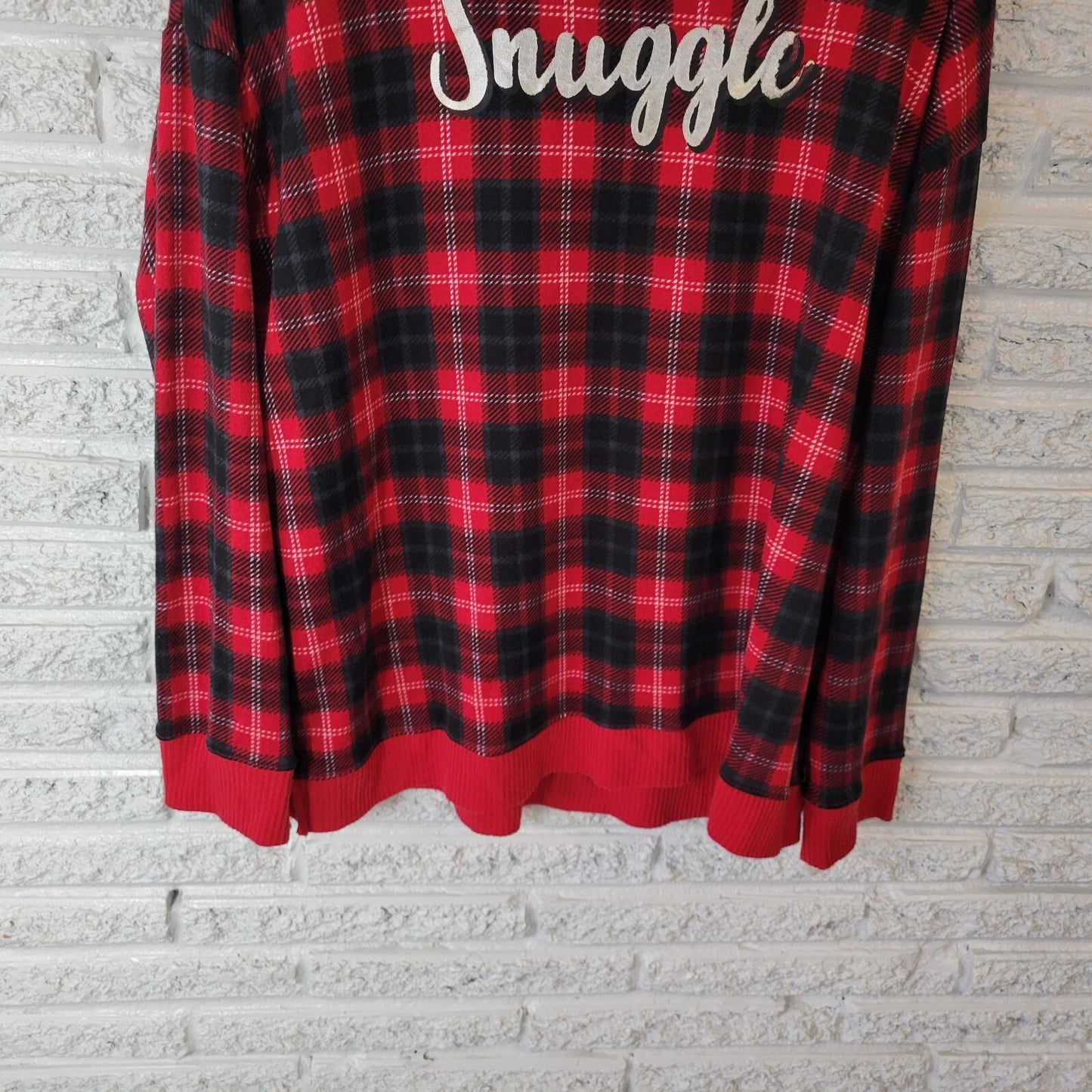 Secret Treasures Womens Pajama Top XL 16 18 Long Sleeve Red Plaid Snuggle Soft