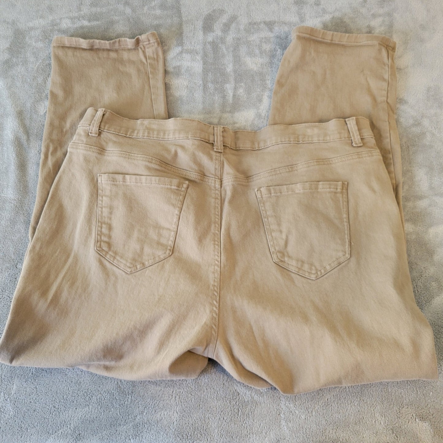 Gloria Vanderbilt Amanda Womens Jeans 20W Plus Straight Leg Beige Denim Zip Fly
