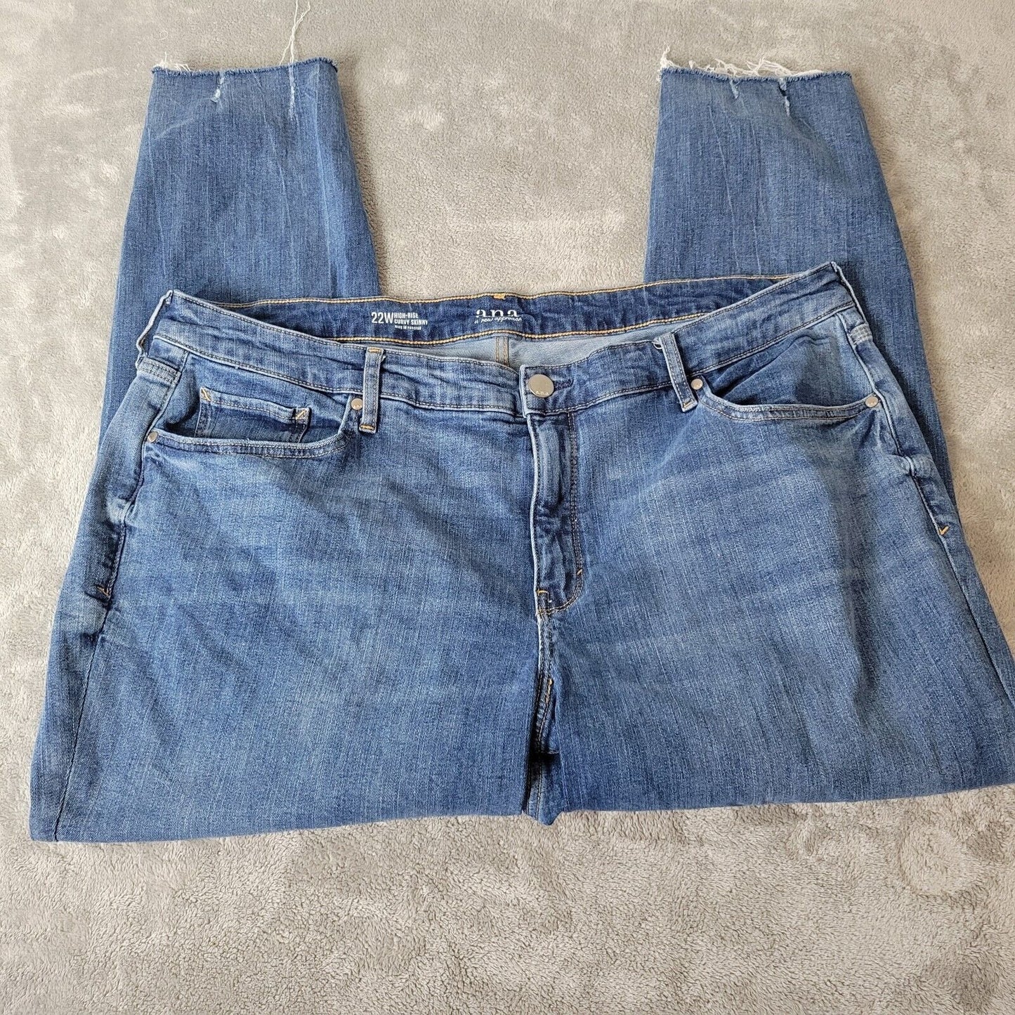 Ana Womens Jeans 22W Plus Curvy Skinny Medium Blue Denim Zip Fly Frayed Hems