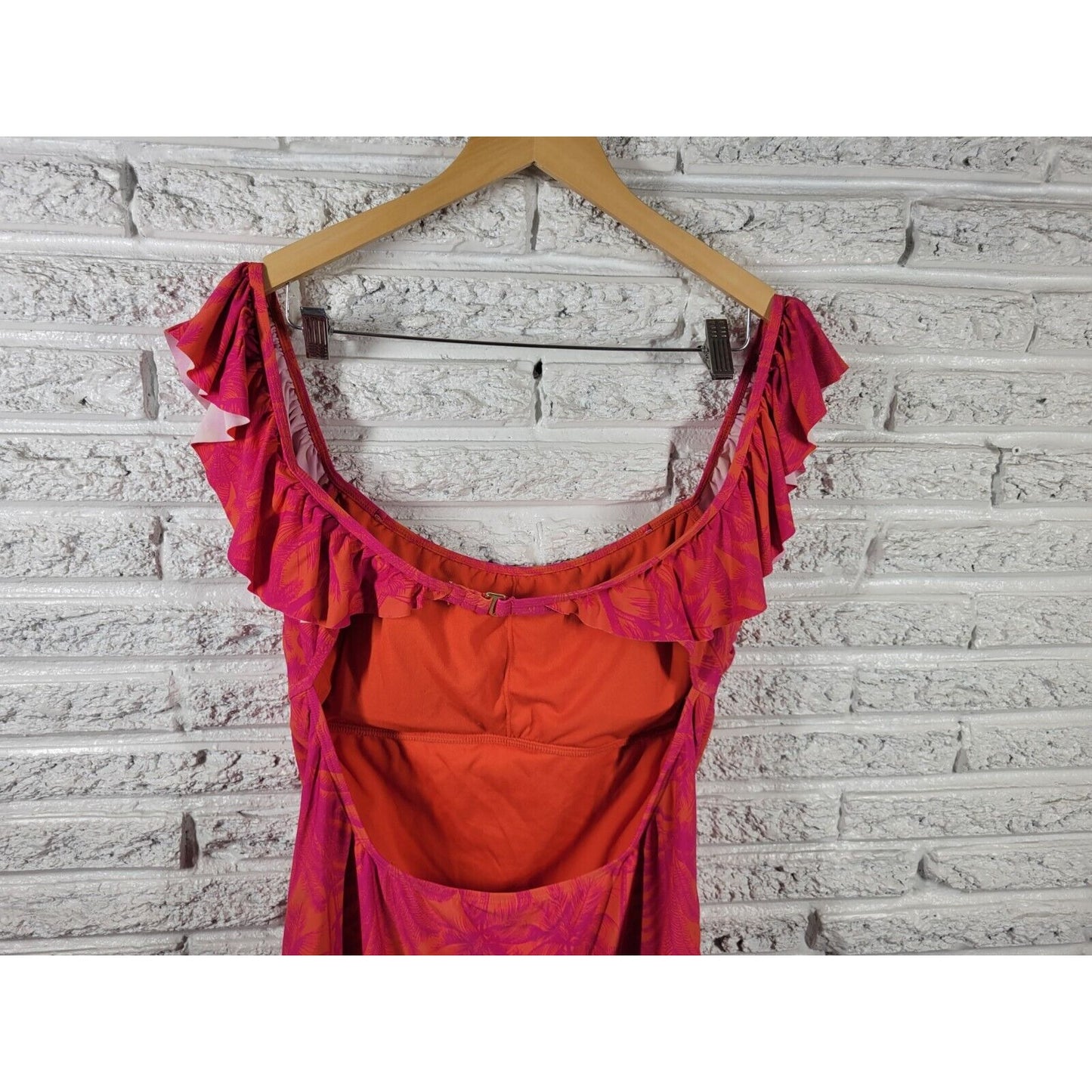 Mynah Womens Swimsuit XXL One Piece Open Back Pink Tropical Wide Strap Ruffle