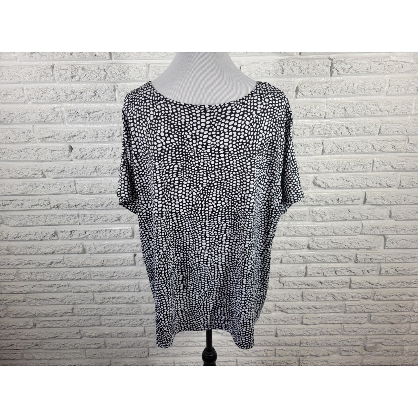 Notations Womens Top 3X Plus Tee Black Animal Print Poly Blend Career Comfy