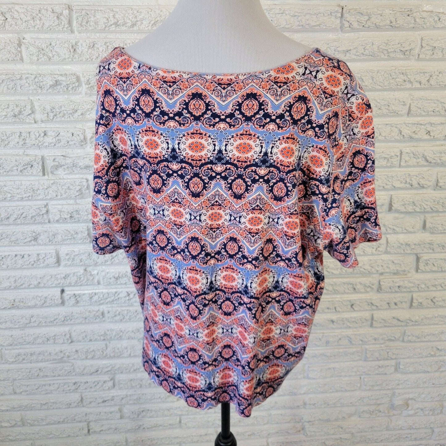 Rebecca Malone Womens Top 2X Plus Tee Blue Pink Geometric Cotton Lightweight