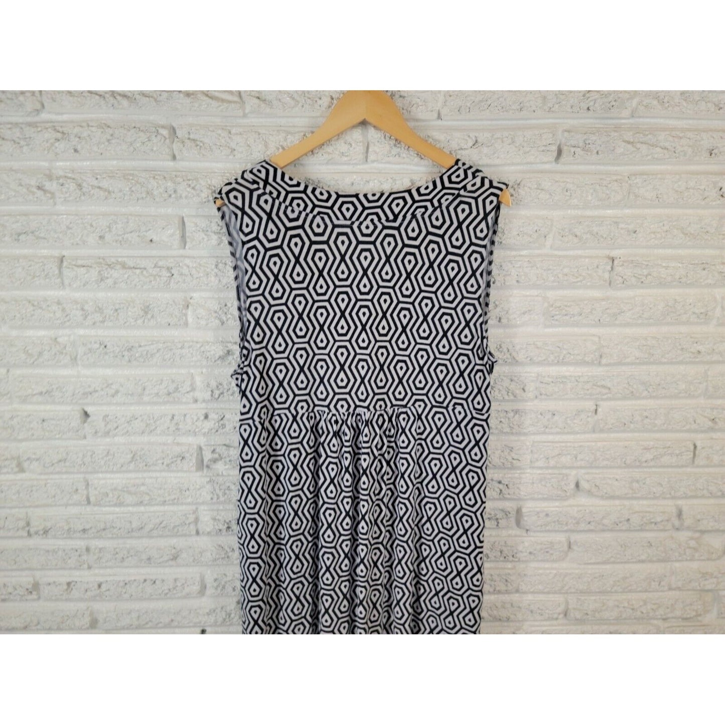 CJ Banks Womens Dress 1X Plus Mini Sheath Sleeveless Black Geometric Rayon Blend