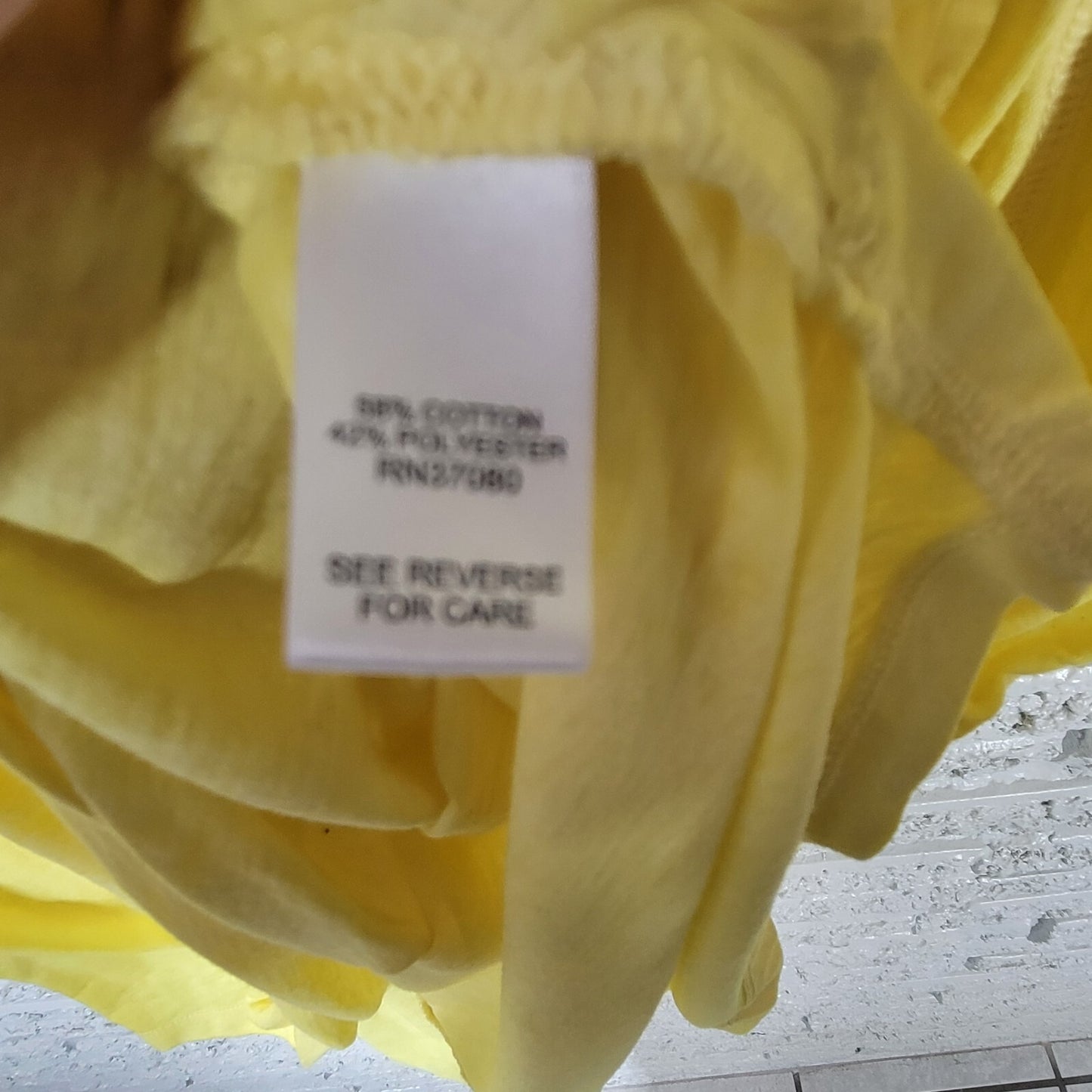 Cato Est 1946 Womens Top 18W 20W Lightweight Back Keyhole Yellow Bumble Bee Kind