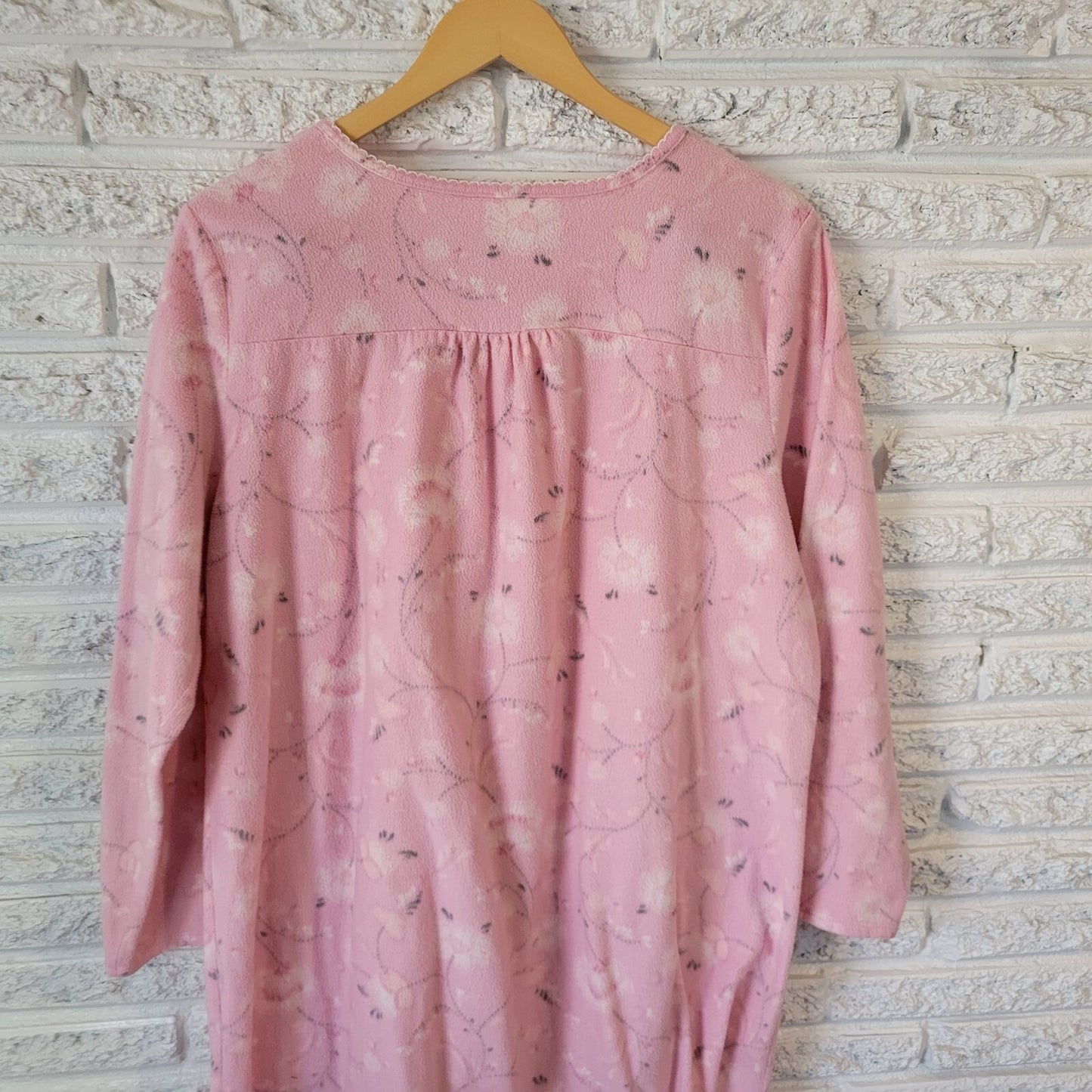 Adonna Women Nightgown XXL Plus Long Sleeve Pink Fleece Lace Trim Quarter Button