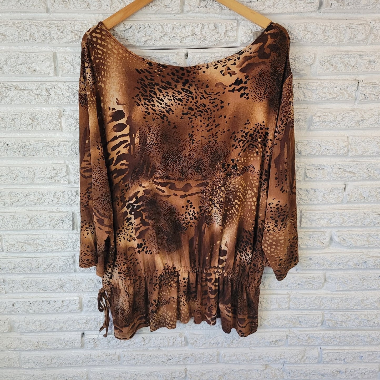 Vue Point Womens Top 2X Plus 3/4 Sleeve Brown Animal Print Travel Knit Office