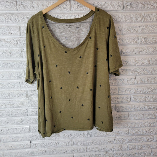 Lane Bryant Womens Top 26 28 Plus Tee Short Sleeve Cotton Blend Green Stars
