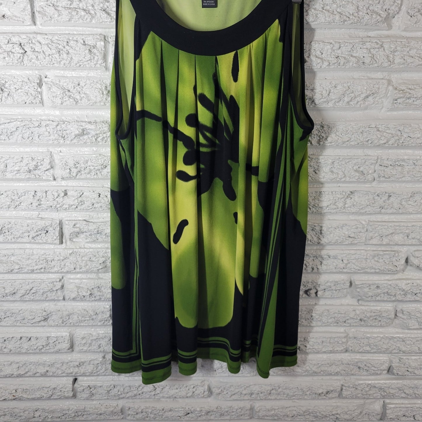 Style Co Womens Top Extra Large XL Swing Sleeveless Green Floral Poly Blend