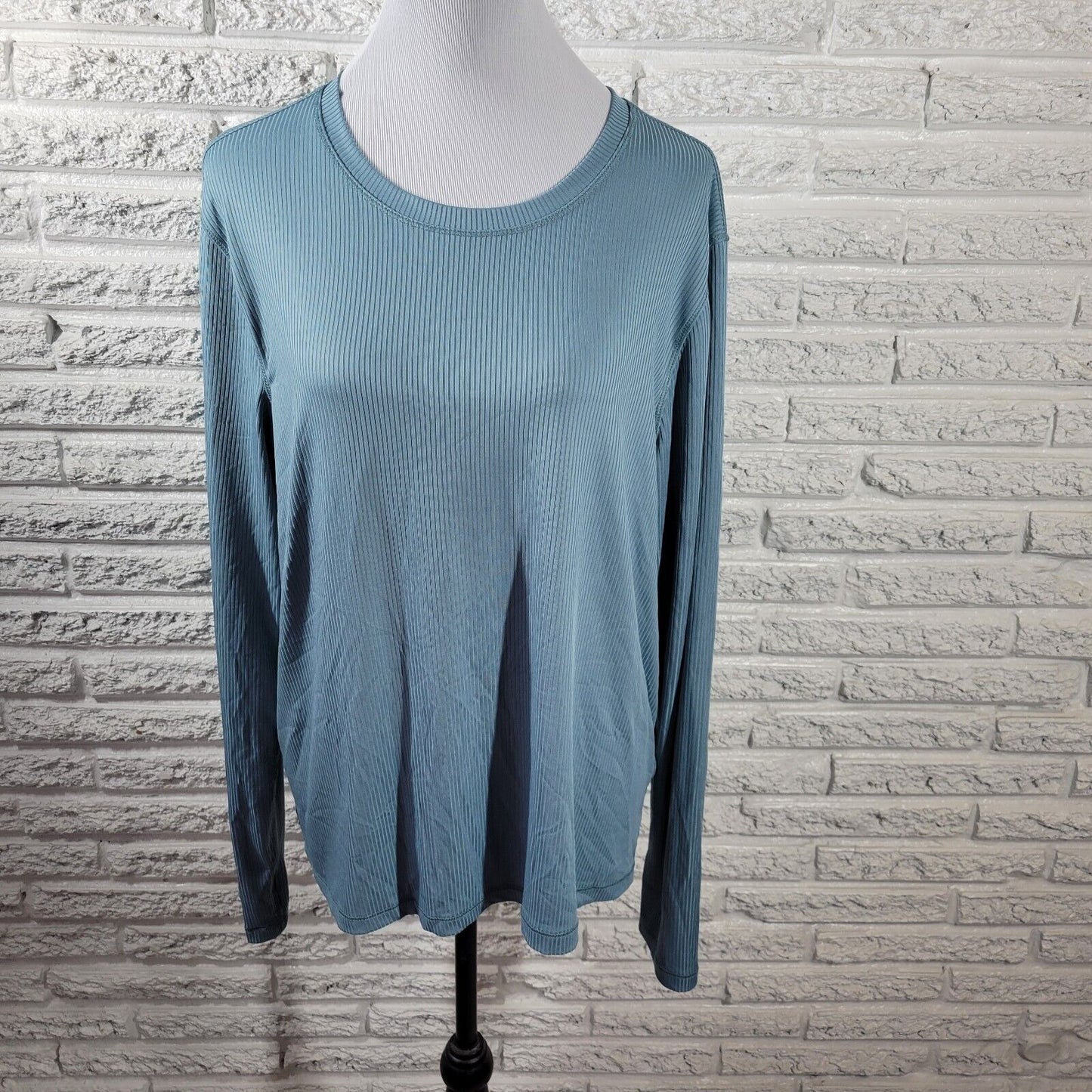 Danskin Womens Top XXL Tee Long Sleeve Poly Bend Powder Blue Ribbed Lightweight