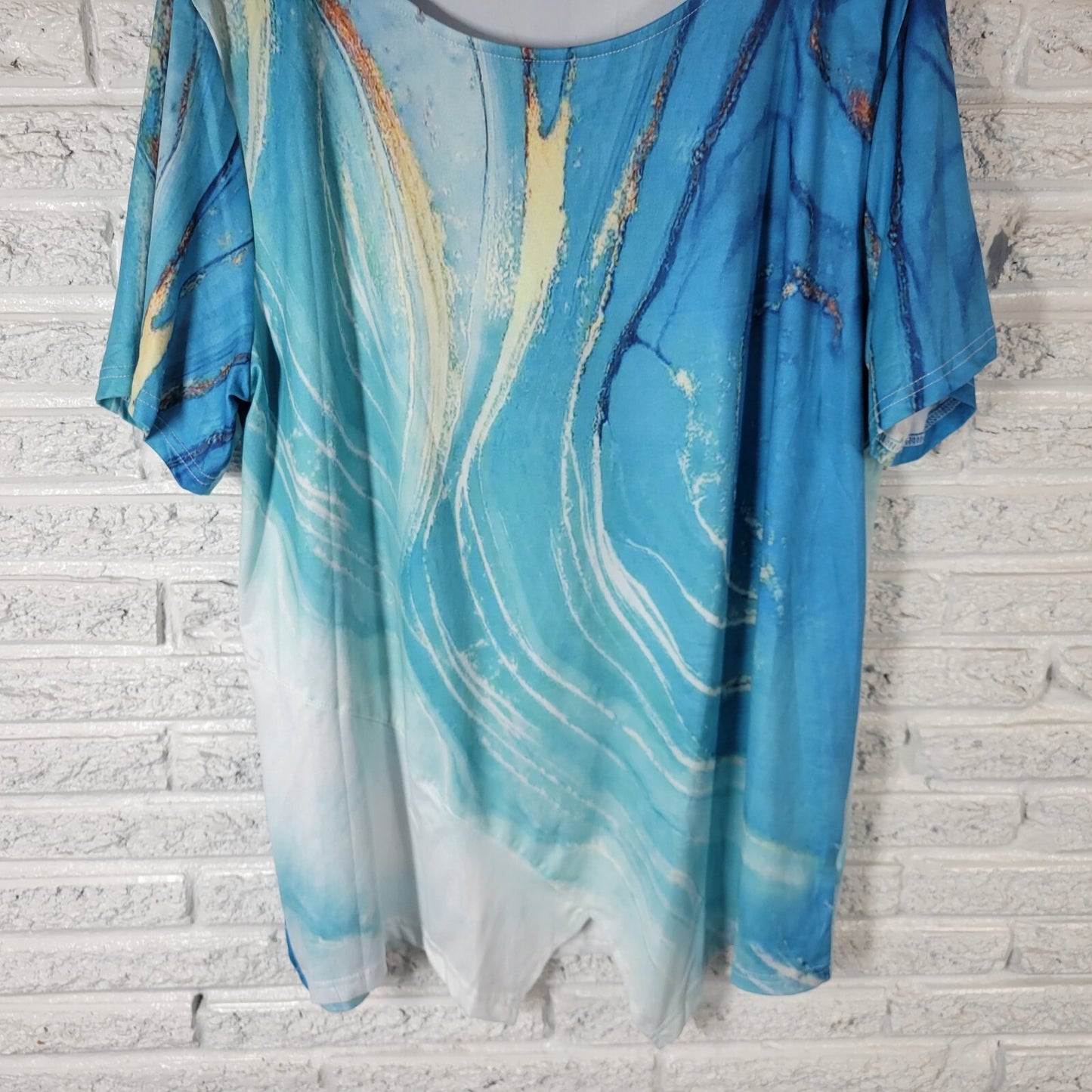 Womens Top 3XL Plus Tee Tunic Short Sleeve Blue Watercolor Poly Blend Casual