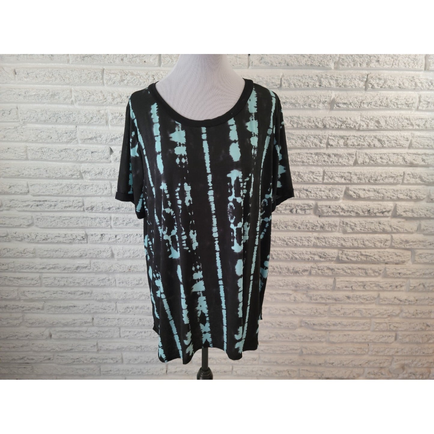 Sew in Love Womens Top 3X Plus Tee Short Sleeve Blue Watercolor Semi Sheer