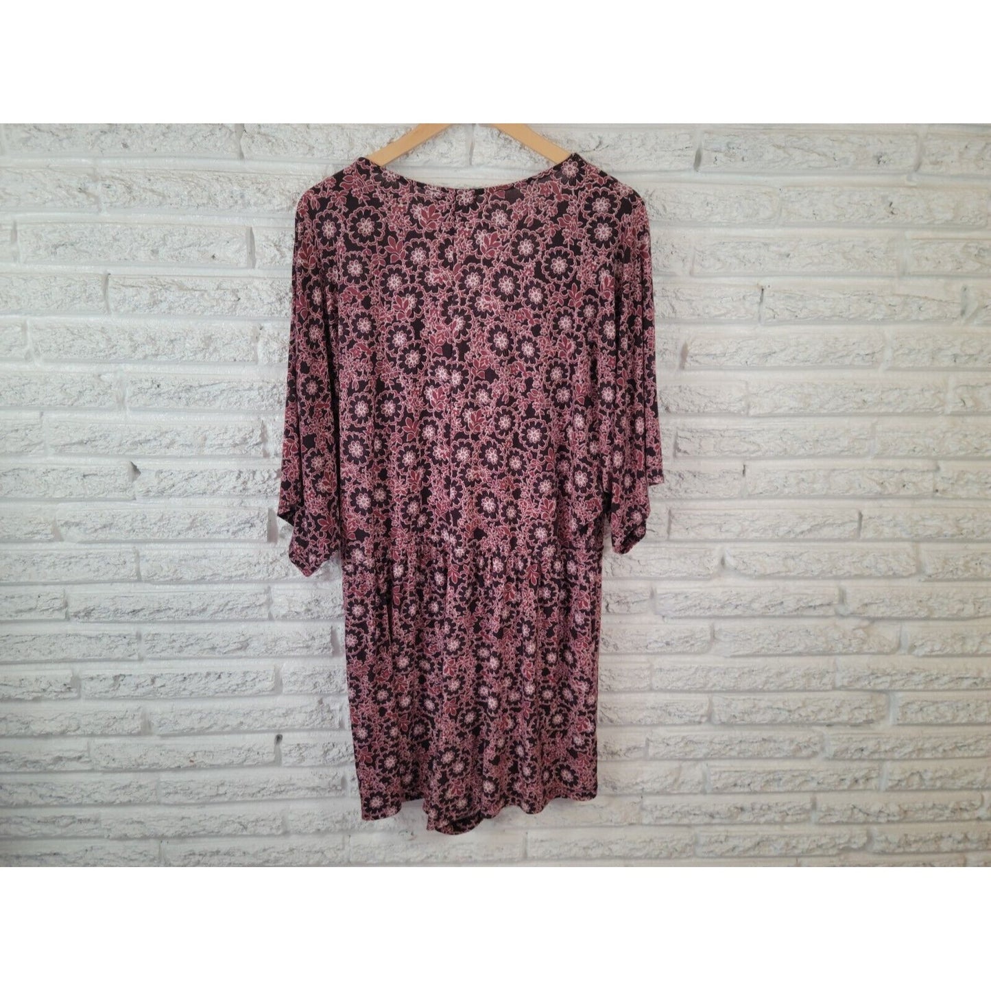 Forever 21 Womens Romper 2X Plus Short Sleeve Polyester Floral Poly Blend