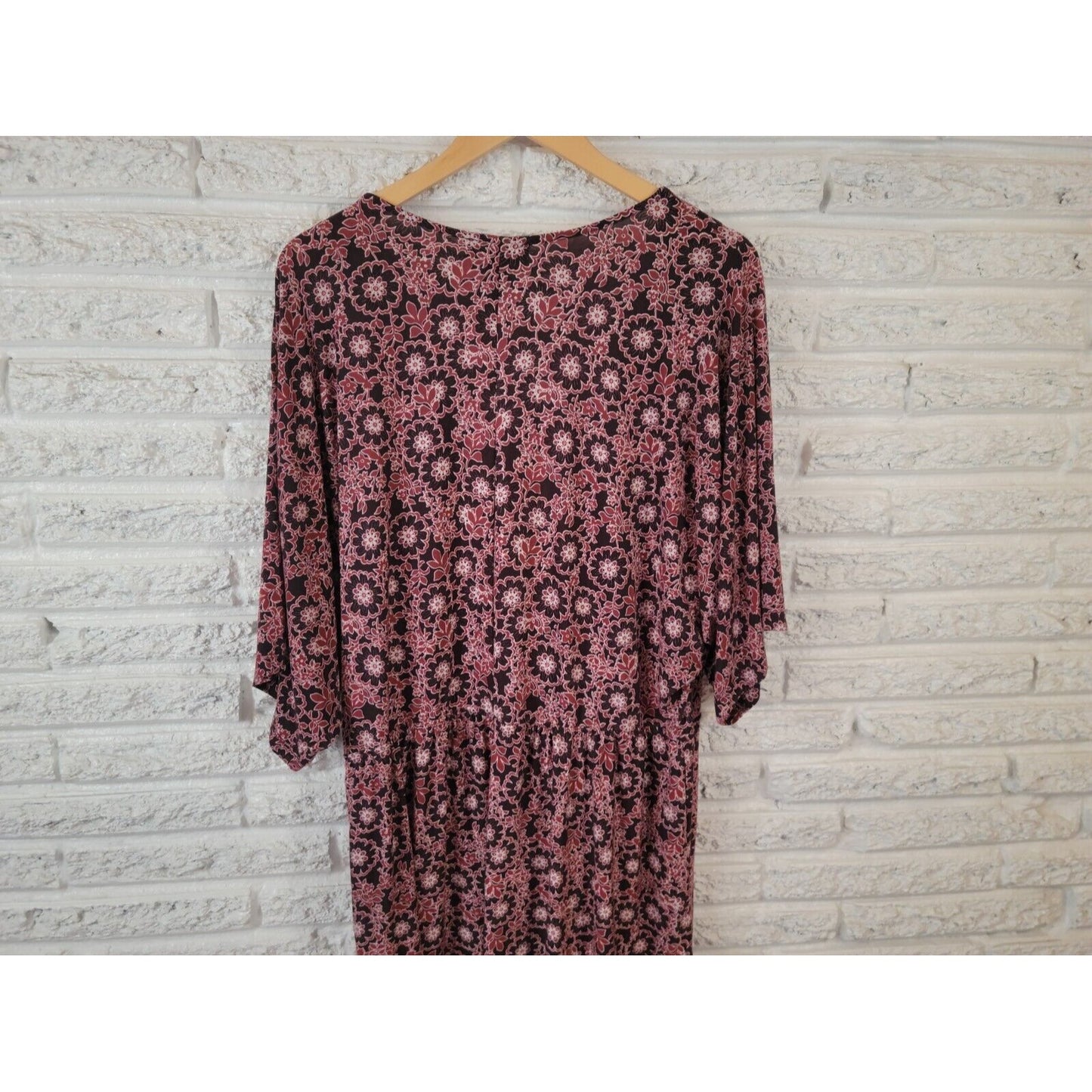 Forever 21 Womens Romper 2X Plus Short Sleeve Polyester Floral Poly Blend