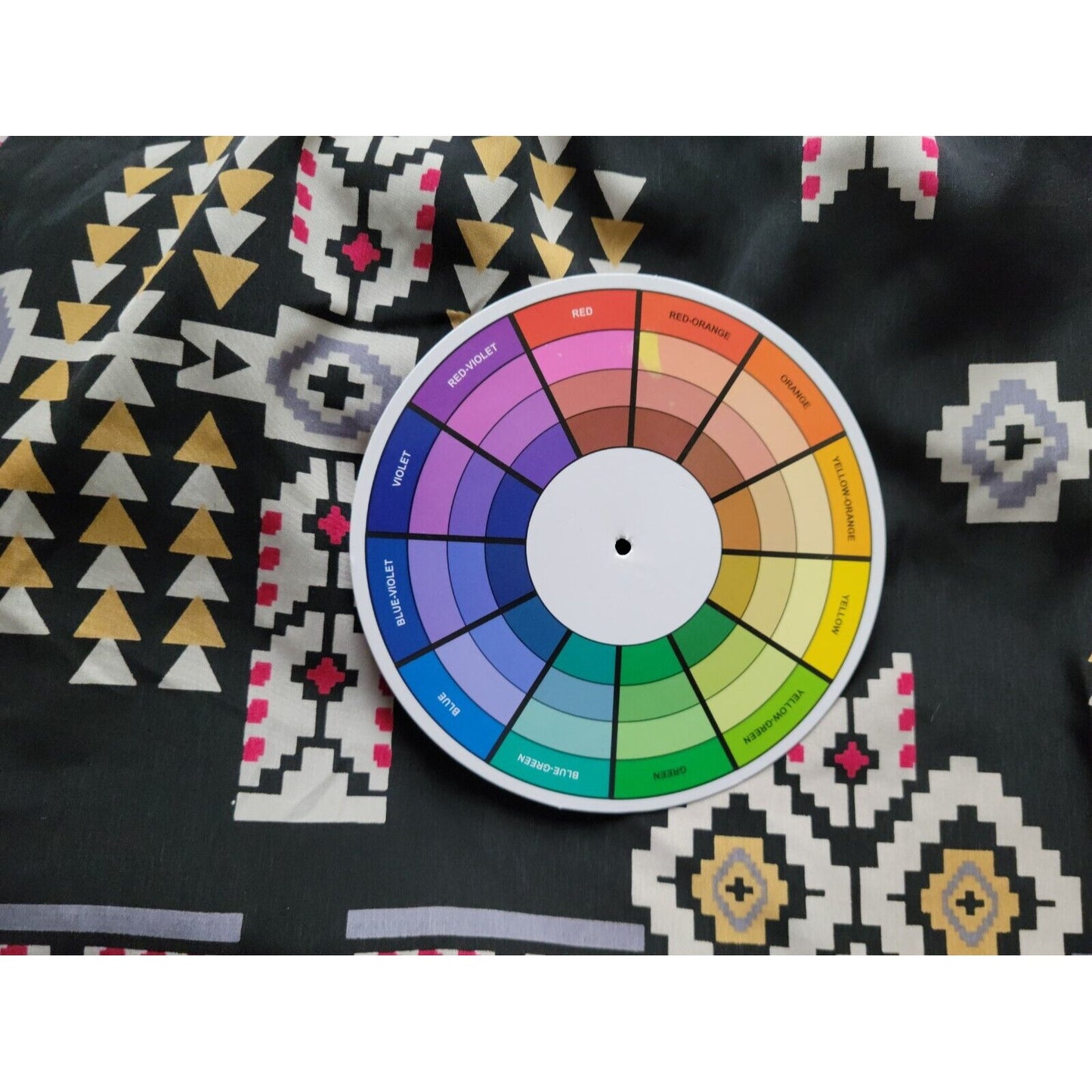 Forever 21 Womens Top Extra Large XL Long Sleeve Knit Poly Blend Black Geometric