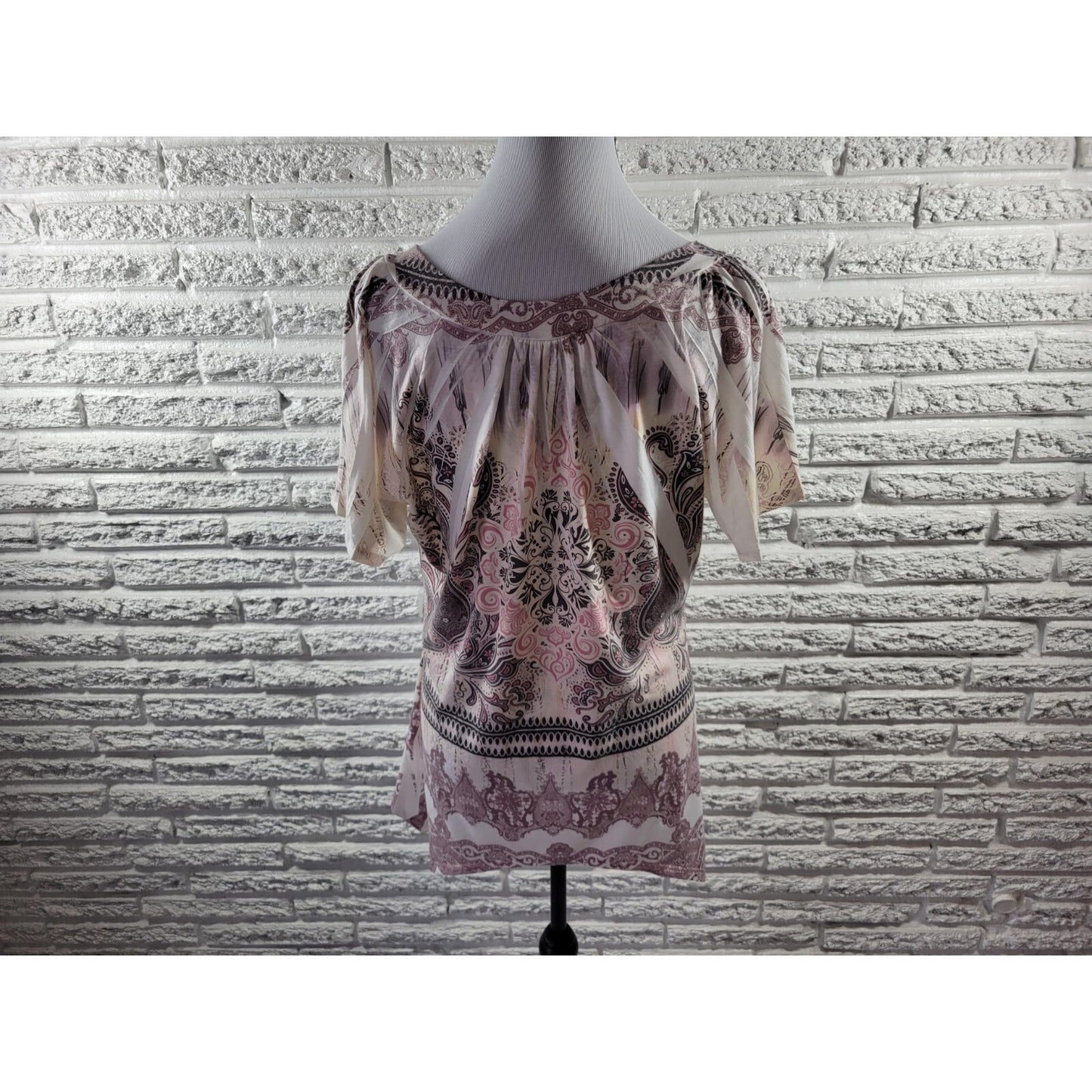 Espresso Women Top Extra Large XL Asymmetric Purple Paisley Shark Bite Laser Cut