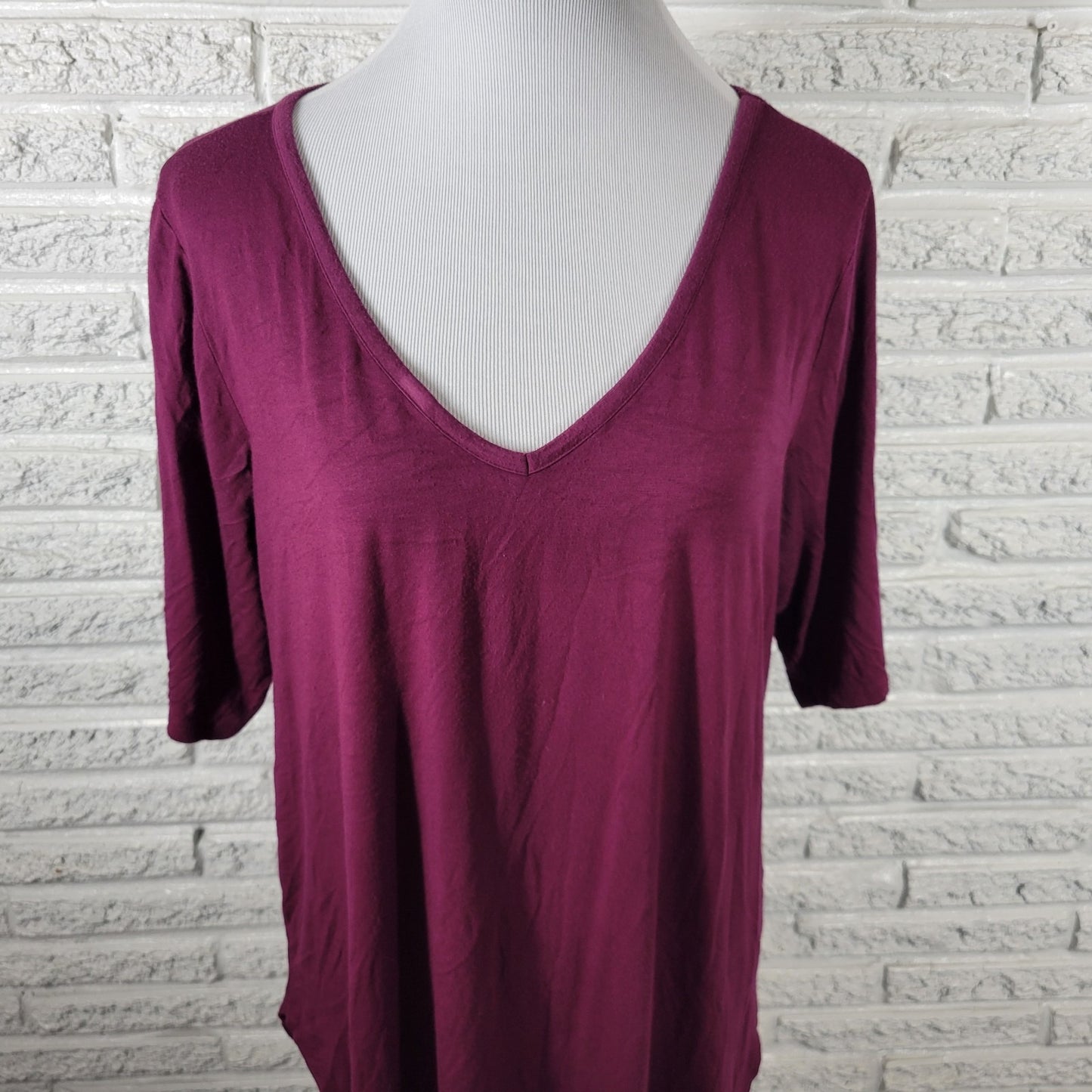 Torrid Super Soft Knits Womens Top 2 2X Plus Tee Tunic Purple Poly Blend Comfy