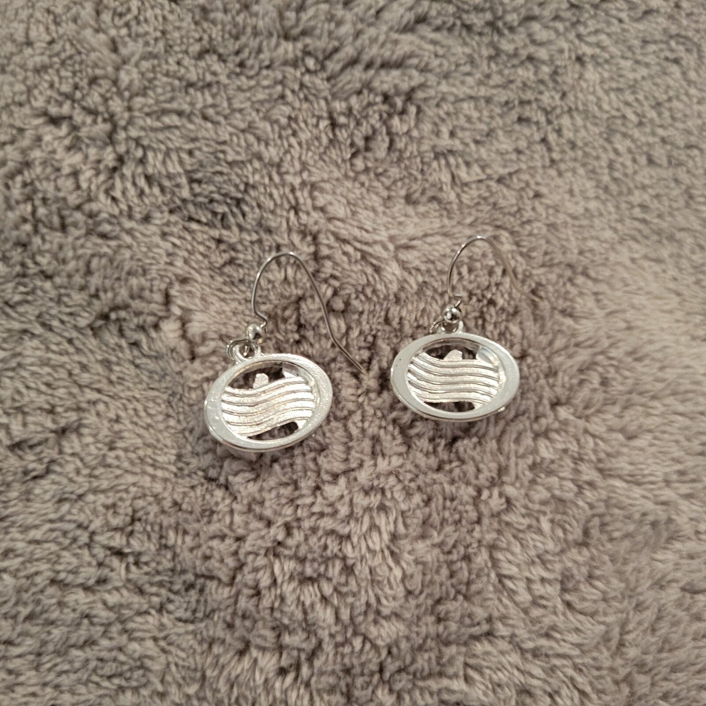 Music Staff Womens Earrings One Pair Silver Tone Alloy Band Orchestra Hanging