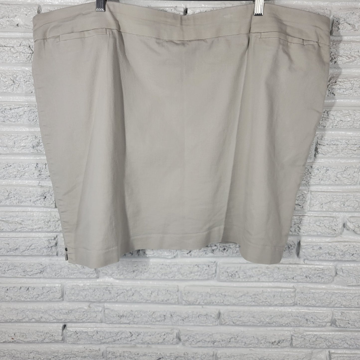 Croft Barrow Womens Skort 24W Plus Skirt Shorts Beige Pull On Pockets Comfy