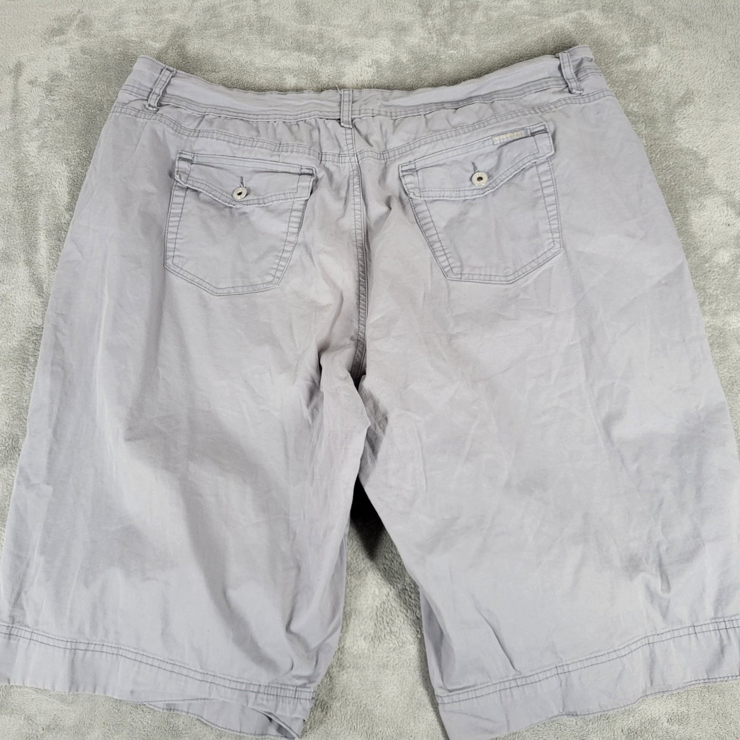 Bandolino Womens Shorts 24W Plus Bermuda Gray Cotton Blend Comfy Lightweight