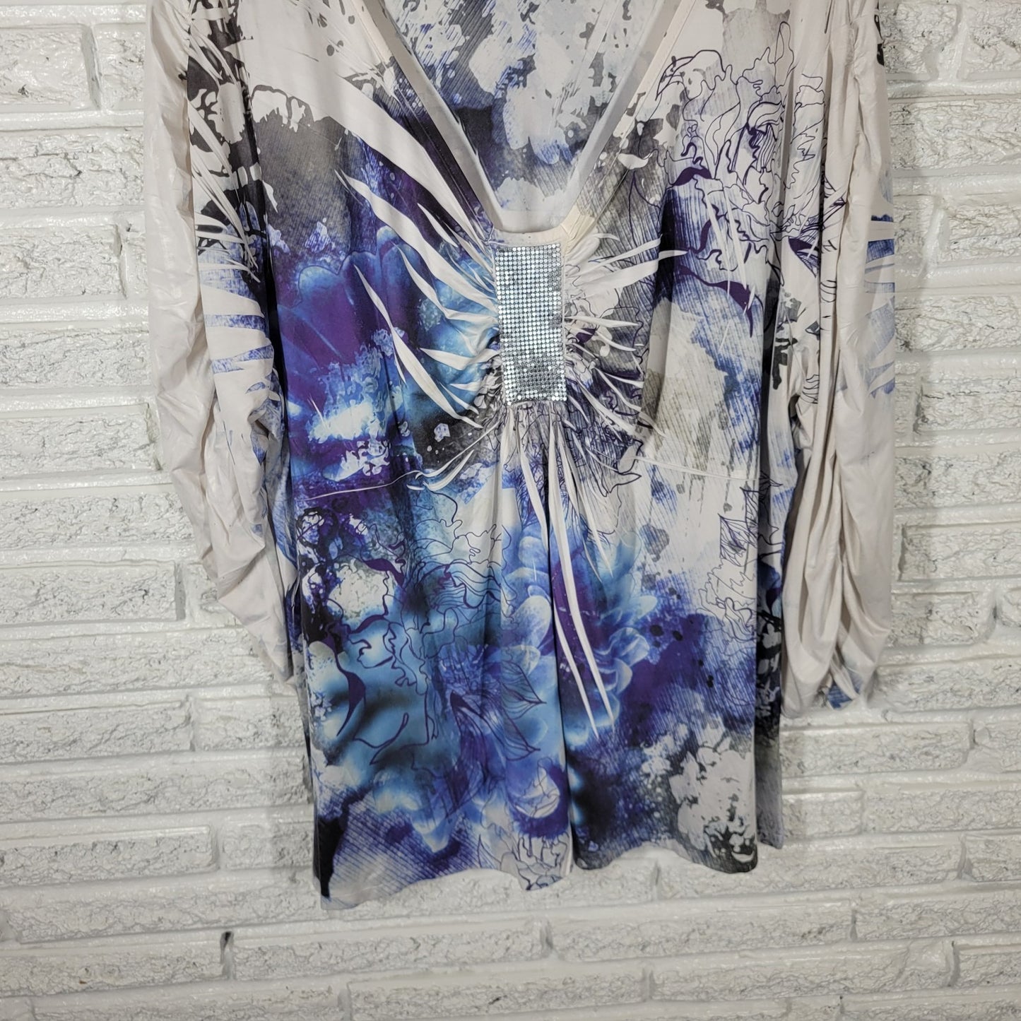 Style Co Women Top 3X Plus Tunic Blue Floral Studded Laser Cut Poly Blend Casual