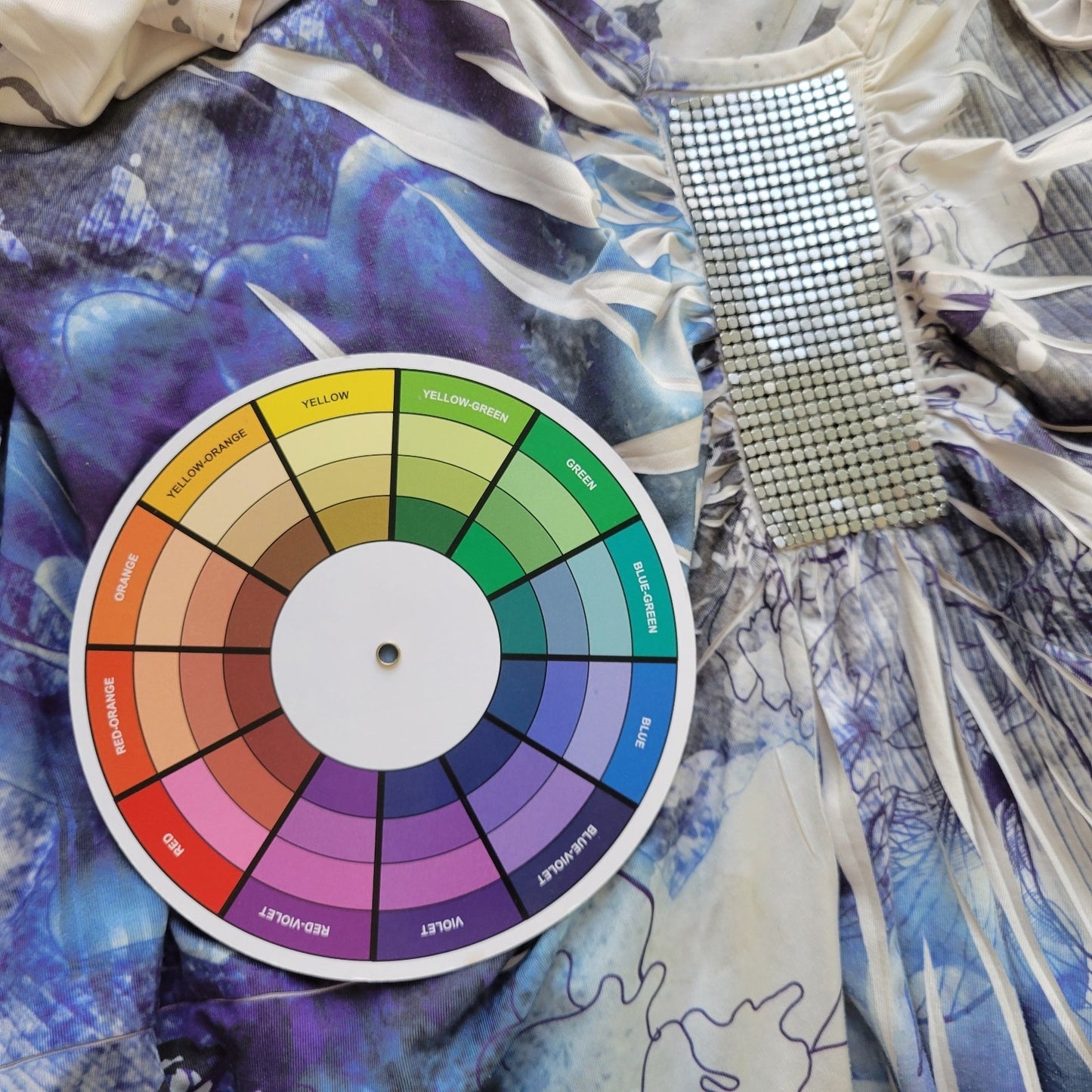 Style Co Women Top 3X Plus Tunic Blue Floral Studded Laser Cut Poly Blend Casual