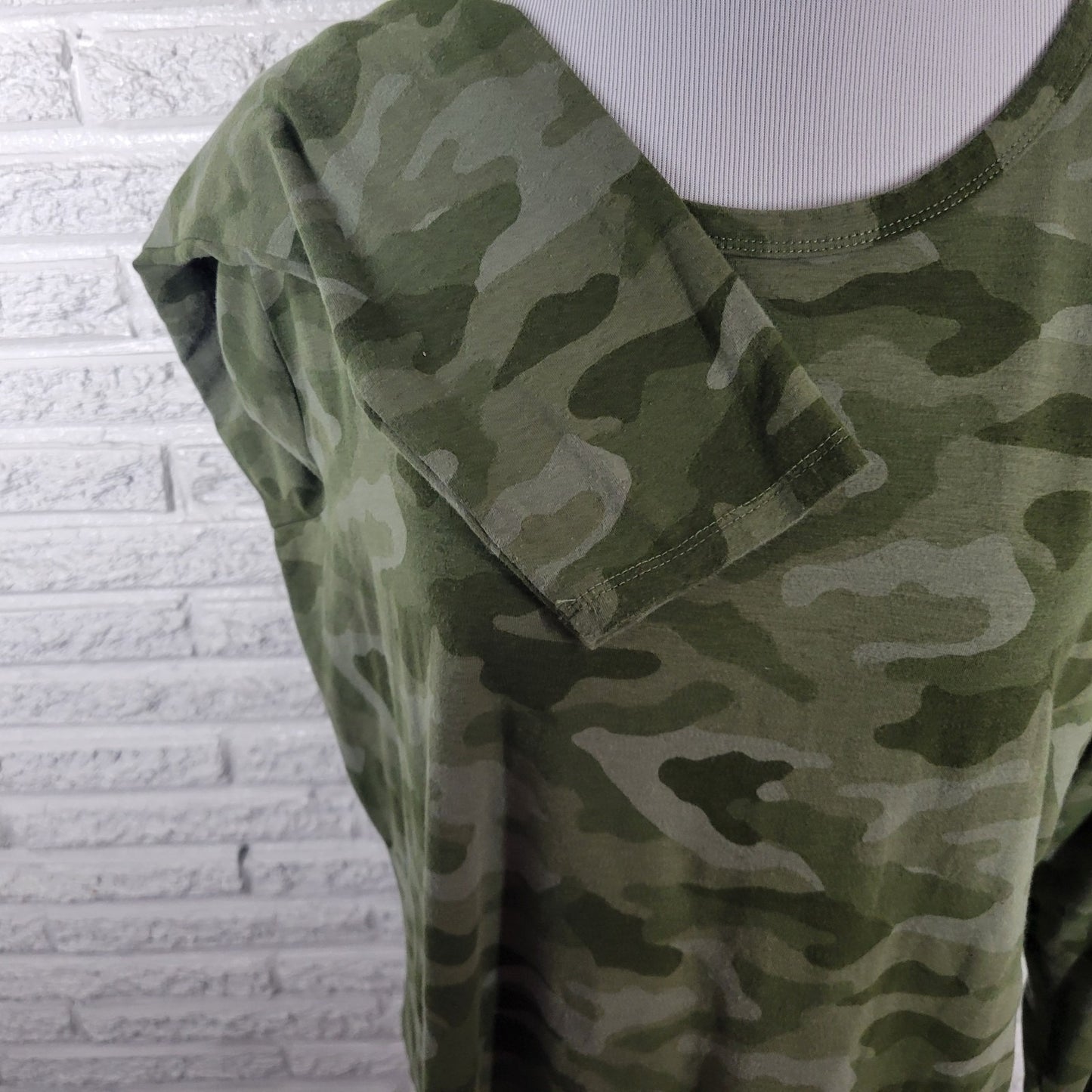 Ana Womens Top XXL 2XL Plus Tee Long Sleeve Green Camouflage Cotton Blend Comfy