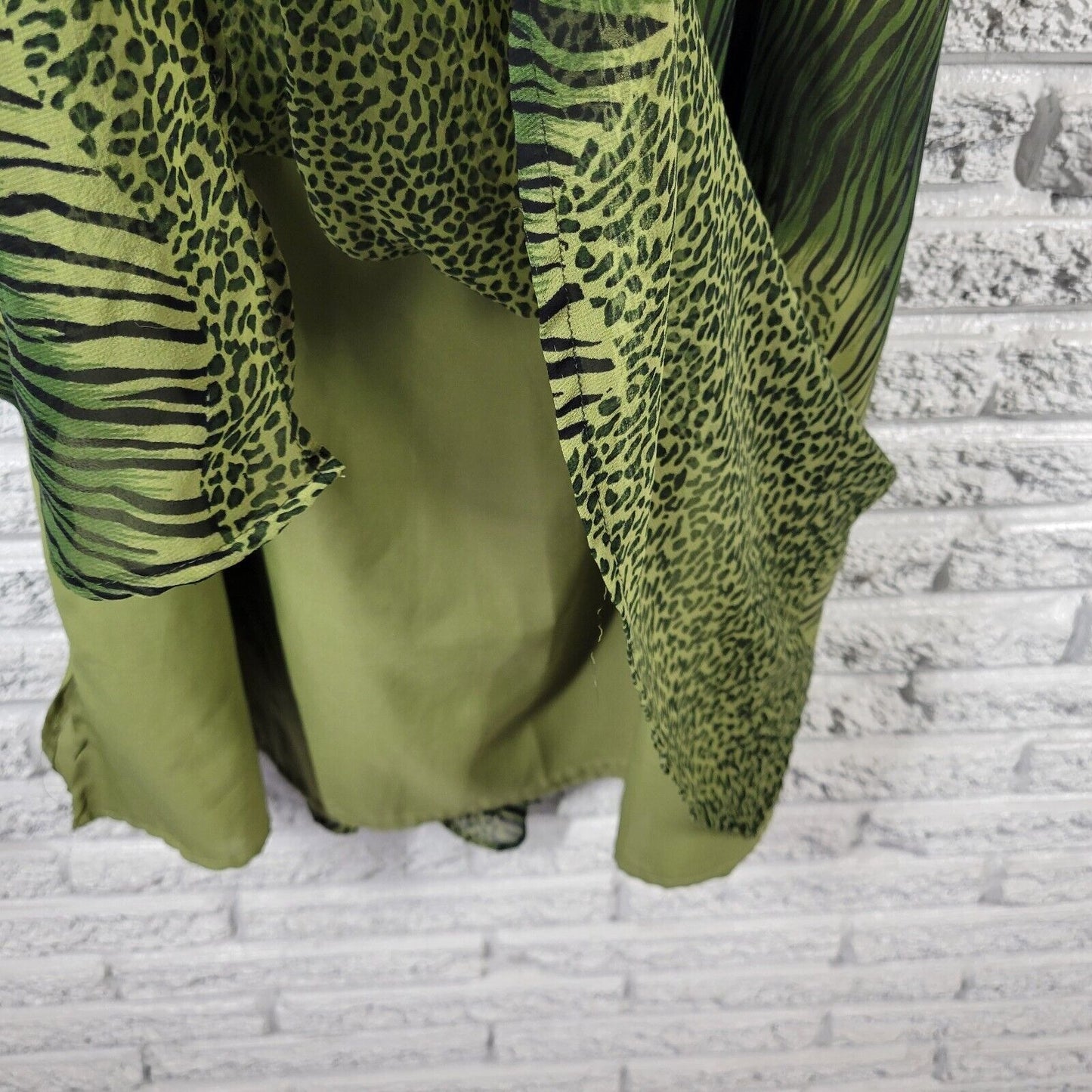 Kaktus Womens Skirt 2X Pull On Green Black Animal Print Lightweight Sheer Lined