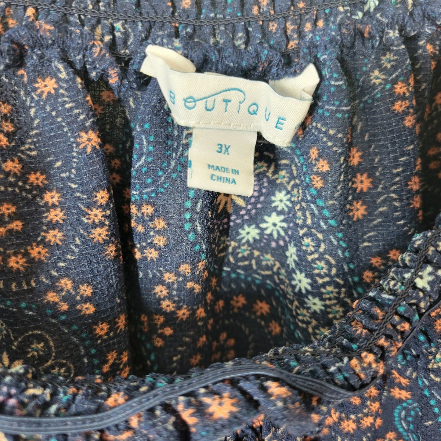 Boutique Women Top 3X Plus 3/4 Split Sleeve Blue Paisley On Off Shoulder Smocked