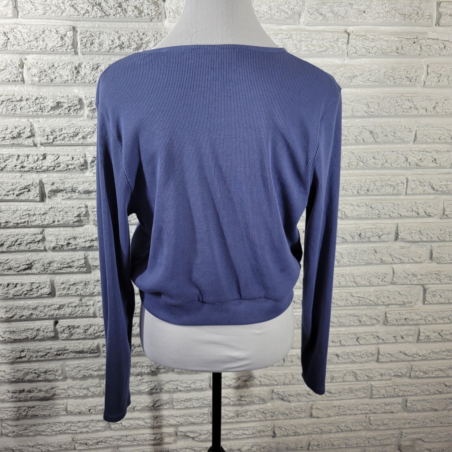 Forever 21 Women Sweater 0X Plus Cropped Long Sleeve Blue Lightweight Tight Knit