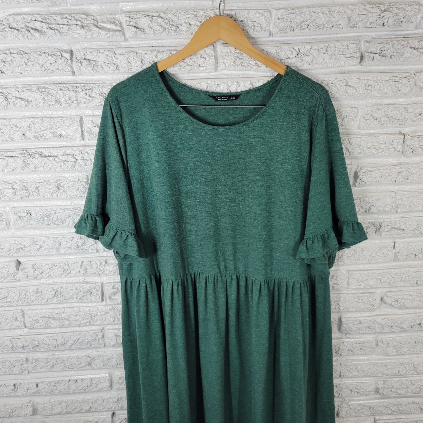 Shein Curve Womens Dress 3XL Plus Bell Sleeve Green Comfy Casual Knee Length