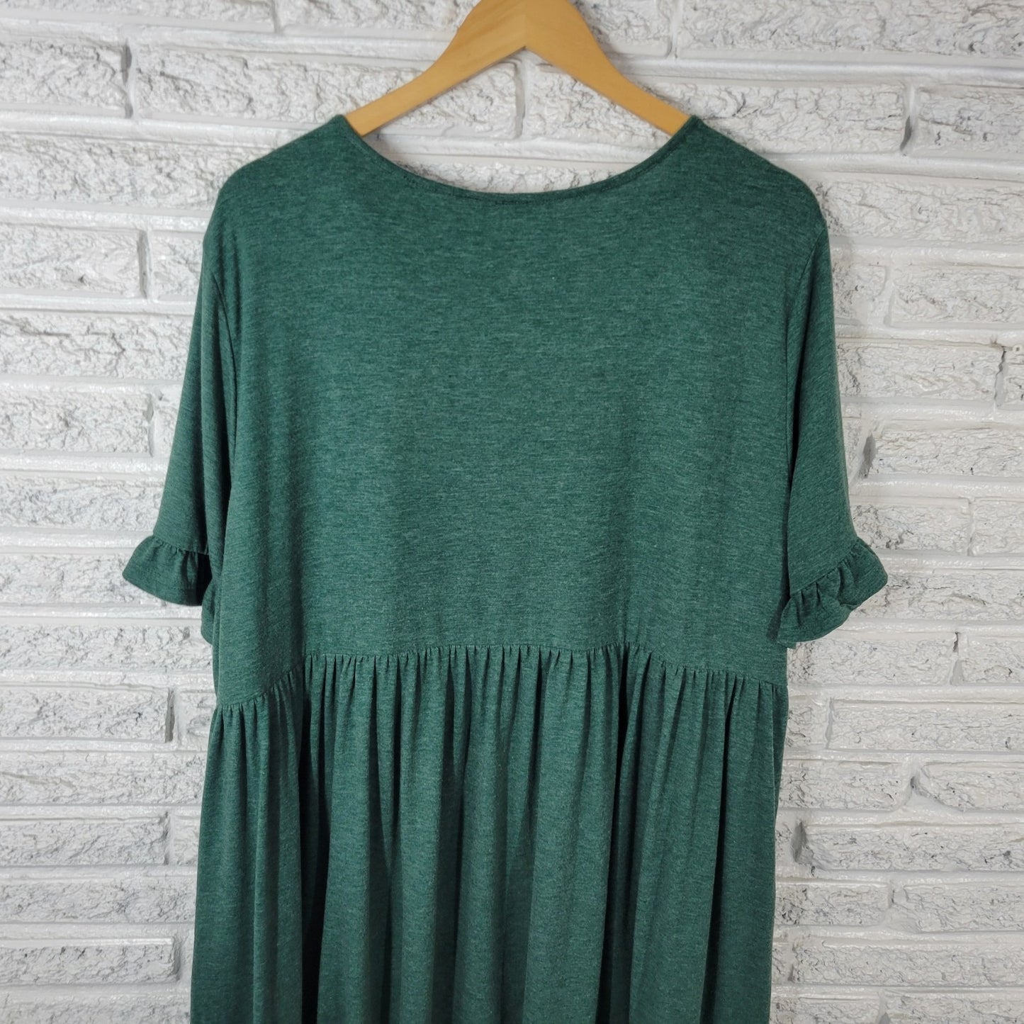 Shein Curve Womens Dress 3XL Plus Bell Sleeve Green Comfy Casual Knee Length