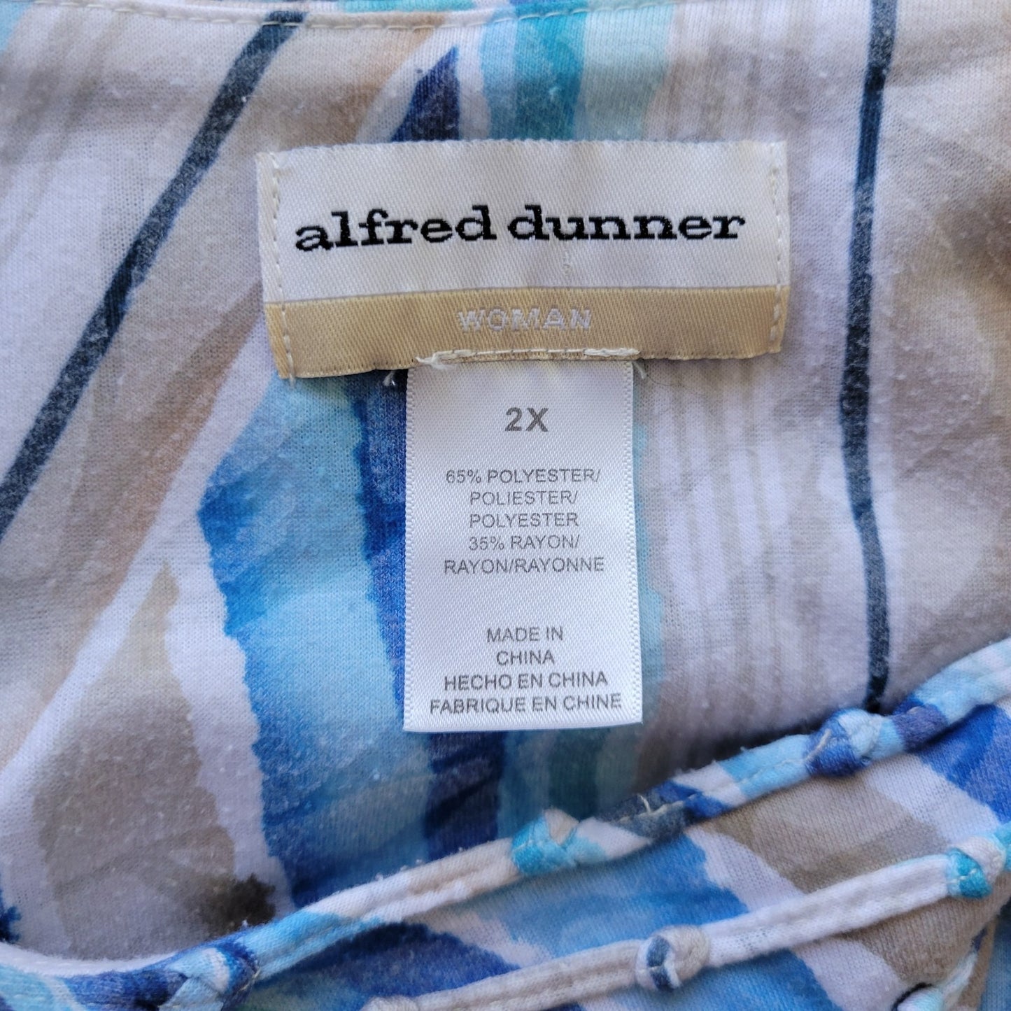 Alfred Dunner Womens Tee Top 2X Plus Blue Tan Geometric Knot Neck Stretch