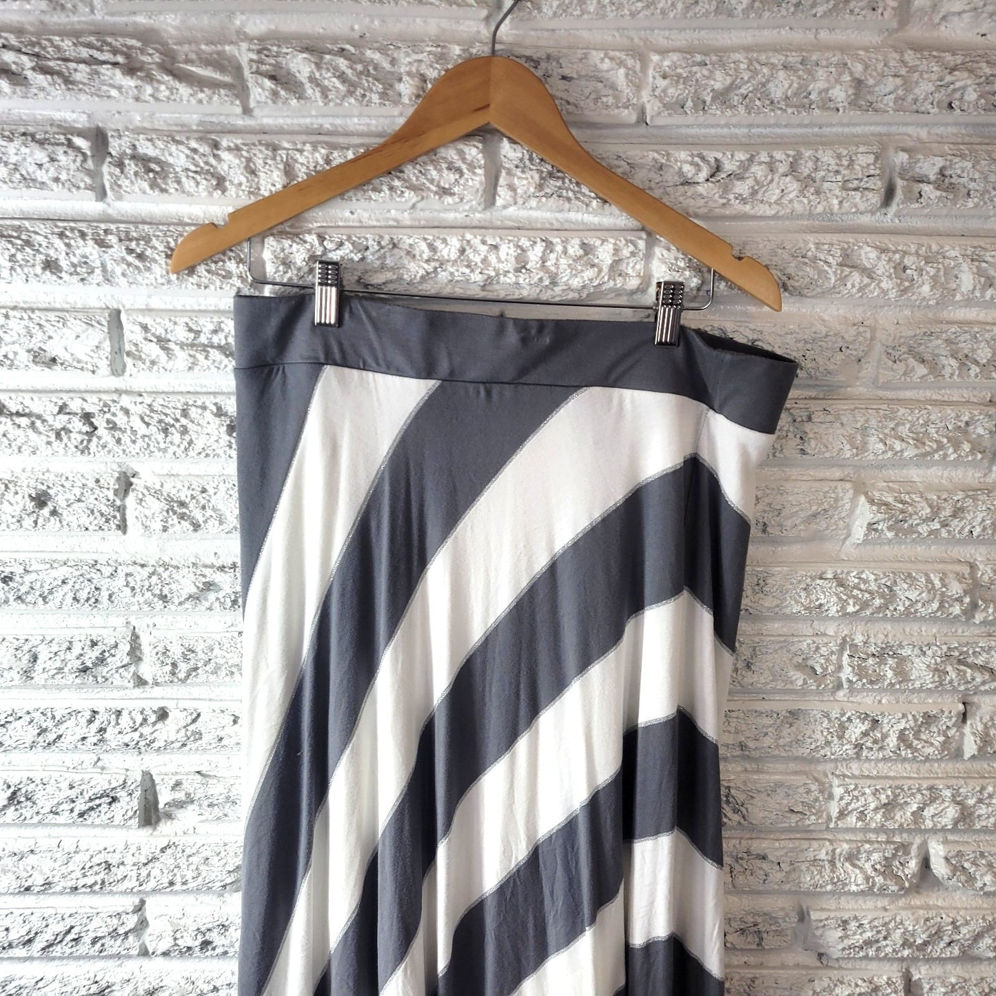 INC International Concepts Womens Skirt XL Midi Gray Stripe Rayon Blend Lined