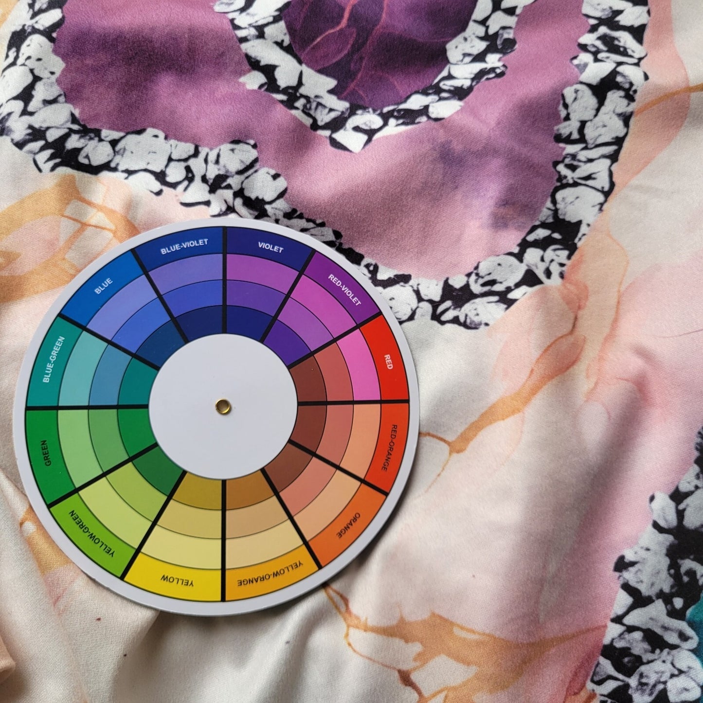 Womens Top 3XL Plus Tee Short Sleeve Purple Gold Watercolor Poly Blend Comfy